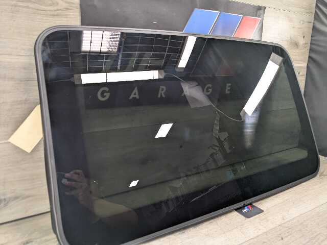 12-18 OEM BMW F30 F80 M3 328 335 Sedan Sunroof Sun Roof Glass Cover Window
