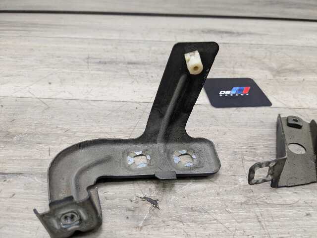 12-20 OEM BMW F30 F32 F33 F36 Front Left Driver Fender Wing Holder Bracket SET