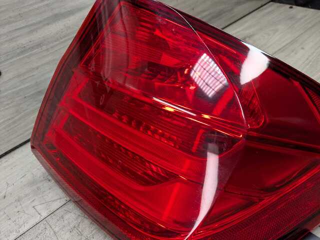 12-15 DEPO BMW F30 F80 328 335 M3 Rear Right Passenger Side Outer Tail Light