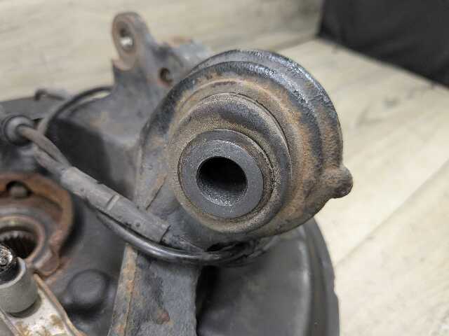 12-18 OEM BMW F30 F31 328 335 REAR Right Passenger Hub Knuckle Spindle Bearing