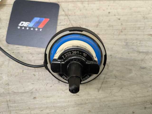 OEM BMW F15 F30 F44 F48 F80 G01 G05 G20 G30 G80 M3 M4 Fuel Gas Tank Filler Cap