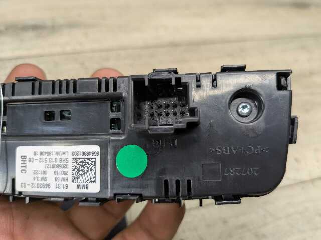 OEM BMW G20 G22 G23 G26 G80 G82 G83 Rear AC Air Climate Control Switch Module