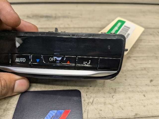 OEM BMW G20 G22 G23 G26 G80 G82 G83 Rear AC Air Climate Control Switch Module