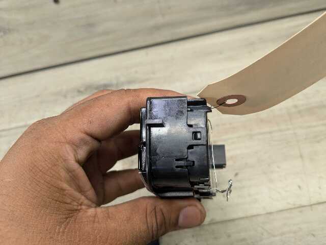 OEM BMW G20 G22 G23 G26 G80 G82 G83 Rear AC Air Climate Control Switch Module