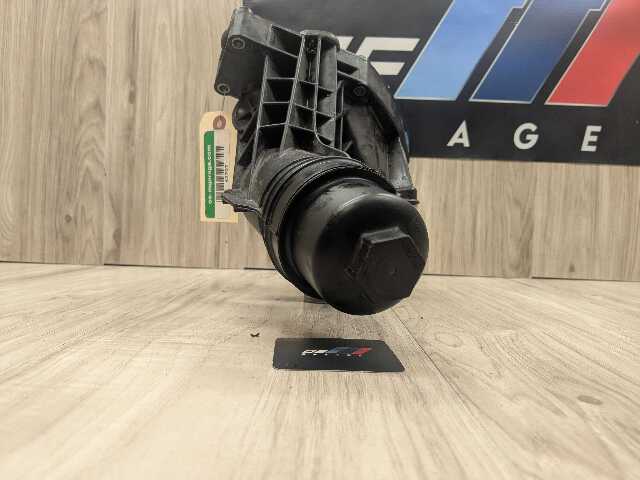 16-21 OEM F22 F23 F30 F32 F33 F36 G01 G12 G30 340 440 540 Oil Filter Housing B58
