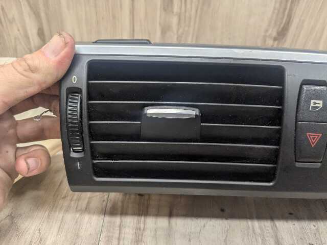 07-14 OEM BMW E70 E71 X5 X6 X5M X6M Center Middle AC Air Dash Grille Vent