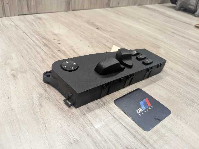 OEM BMW E60 E70 E71 X5 X6 X5M X6M Front Left Driver Seat Adjust Memory Switch