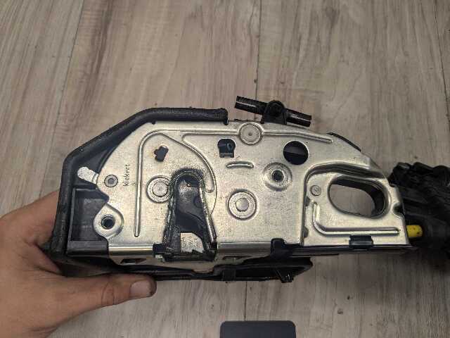 OEM BMW E70 E71 X5 X6 FRONT Right Passenger Door Lock Latch Actuator SOFT CLOSE