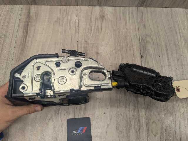 OEM BMW E70 E71 X5 X6 FRONT Right Passenger Door Lock Latch Actuator SOFT CLOSE