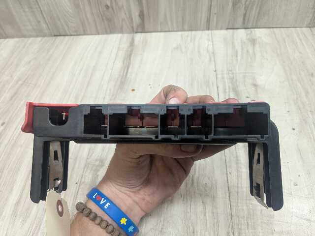 OEM BMW E70 E71 X5 X6 X5M X6M Battery Power Lead Junction Distribution Fuse Box