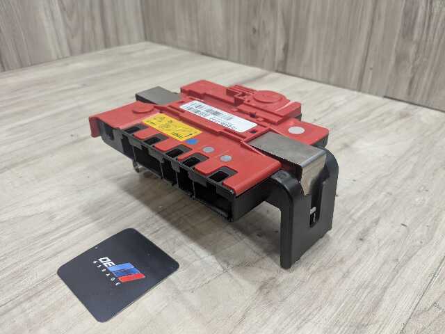 OEM BMW E70 E71 X5 X6 X5M X6M Battery Power Lead Junction Distribution Fuse Box