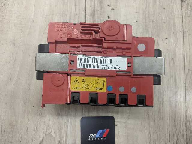 OEM BMW E70 E71 X5 X6 X5M X6M Battery Power Lead Junction Distribution Fuse Box