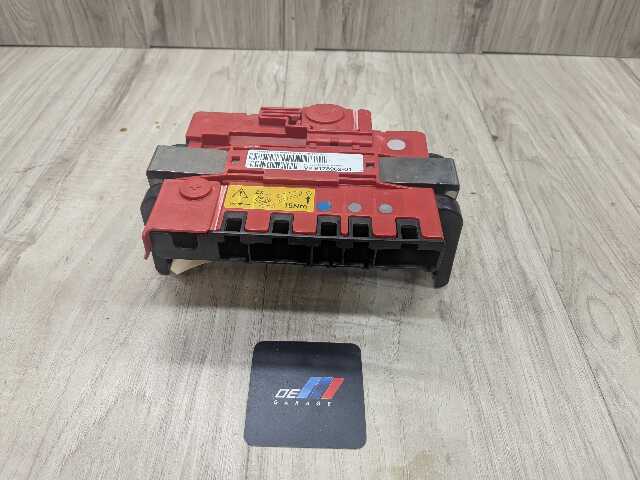 OEM BMW E70 E71 X5 X6 X5M X6M Battery Power Lead Junction Distribution Fuse Box