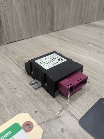 06 -13 OEM BMW E82 E88 E90 E92 E93 Helbako Fuel Pump Relay Control Module EKPM2