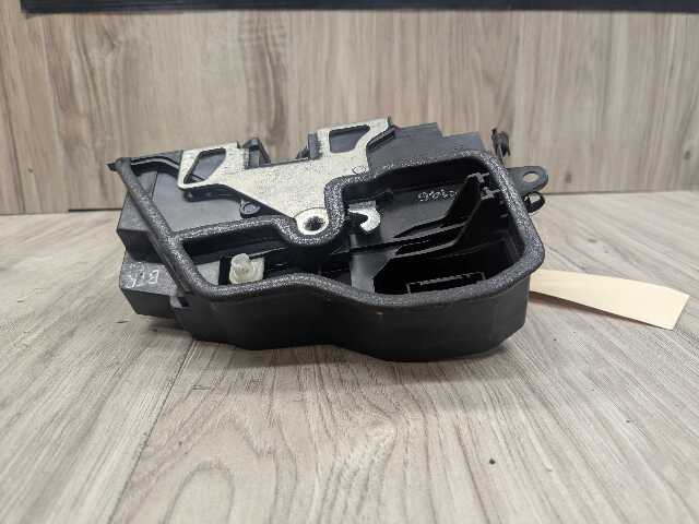 OEM BMW E82 E90 F23 F30 F32 E60 F01 M4 X6 REAR RIGHT Door Lock Latch Actuator