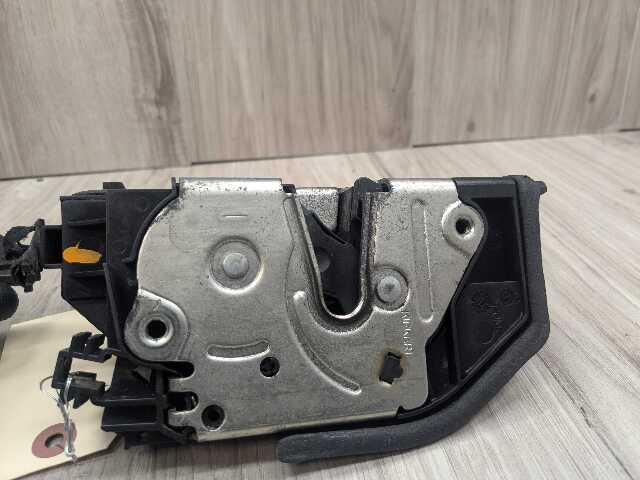 OEM BMW E82 E90 F23 F30 F32 E60 F01 M4 X6 REAR RIGHT Door Lock Latch Actuator