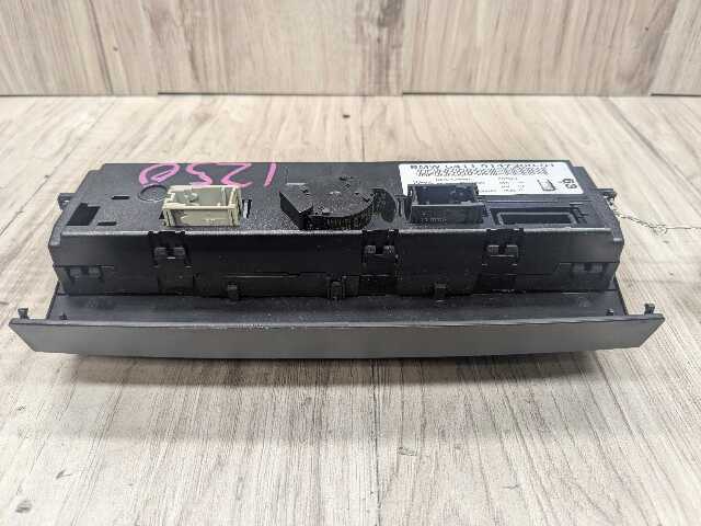 *07-13 OEM BMW E90 E92 E93 328 335 AC A/C Heater Climate Control Switch Panel