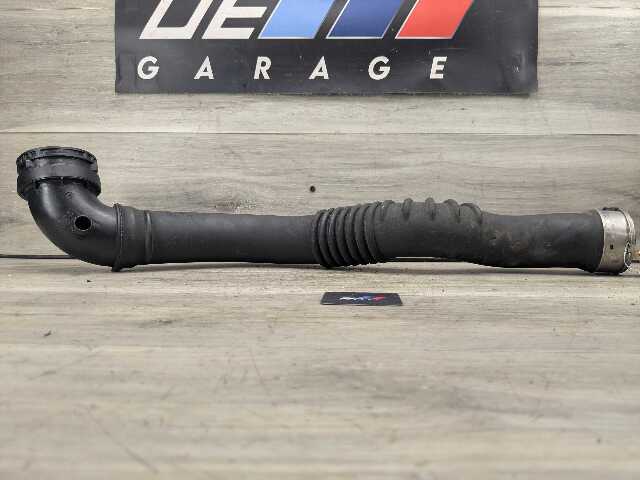 12-18 OEM BMW F22 F30 F32 F33 Intercooler Charge Air Induction Pipe Tract N20
