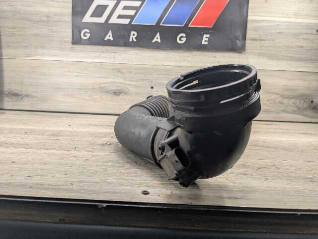 12-18 OEM BMW F22 F30 F32 F33 Intercooler Charge Air Induction Pipe Tract N20