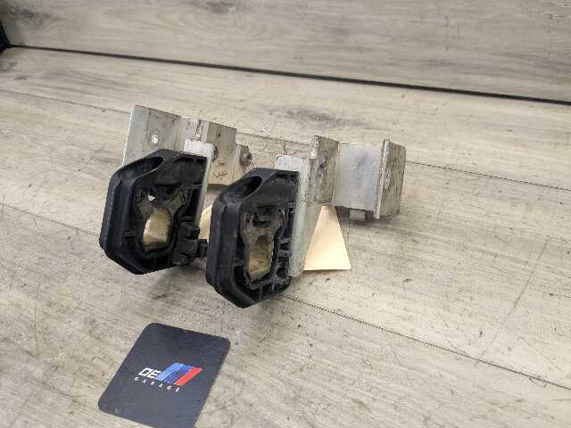 OEM BMW F22 F23 F30 F32 F33 F36 Left Right Radiator Carrier Support Bracket SET