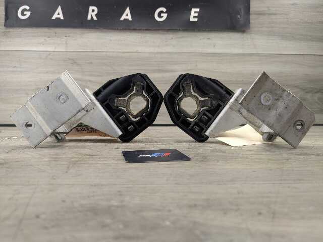OEM BMW F22 F23 F30 F32 F33 F36 Left Right Radiator Carrier Support Bracket SET