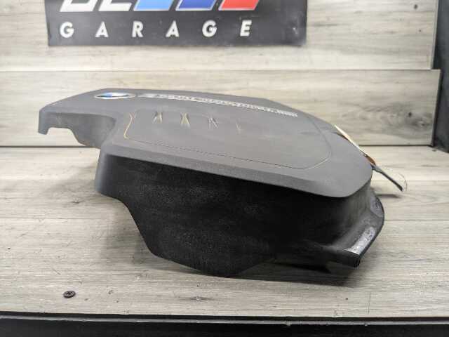 OEM BMW F22 F30 F32 E89 Z4 N20 Engine Cover Cylinder Head Ignition Coil Covering
