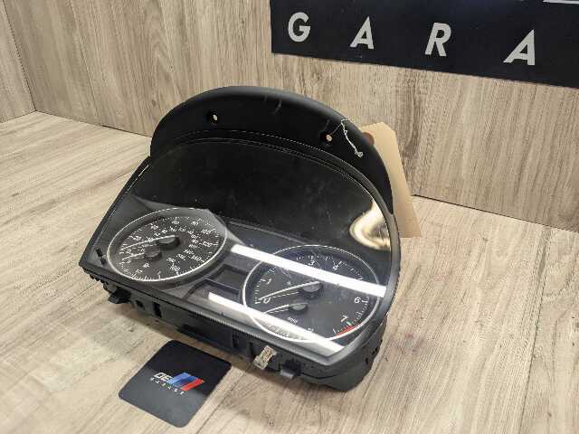07-13 OEM BMW E90 E92 E93 328 335 Speedometer Instrument Cluster Siemens VDO