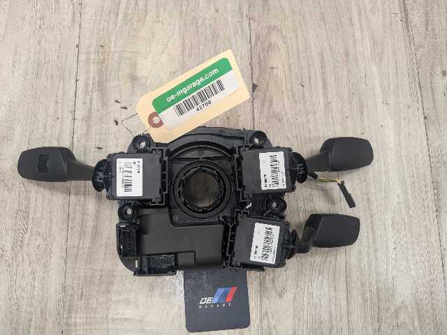 08-14 OEM BMW E70 E71 X5M X6M Steering Switch Control Angle Sensor Clock Spring