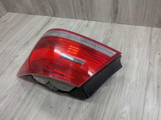 07-10 OEM BMW E92 328 335 M3 Coupe Rear Right Passenger Side Outer Tail Light