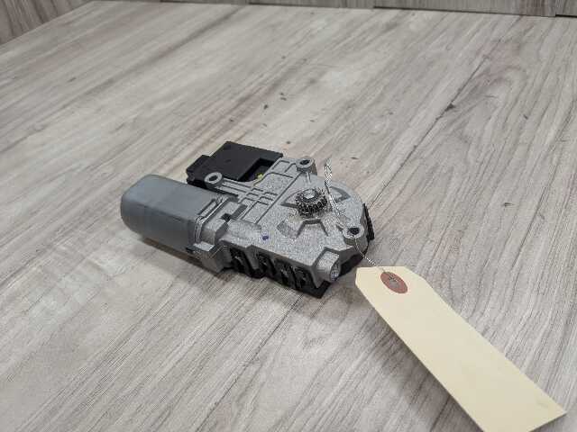 16-22 OEM BMW F48 X1 28i 28iX Sunroof Moonroof Sun Roof Glass Motor Drive Unit