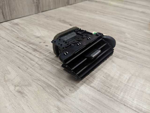16-23 OEM BMW F39 F48 X1 X2 Left Driver Side Dash Air AC Vent Grill Grille