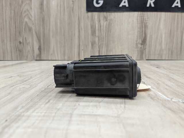 16-19 OEM BMW F39 F48 X1 X2 Integrated Power Supply Control Module B46