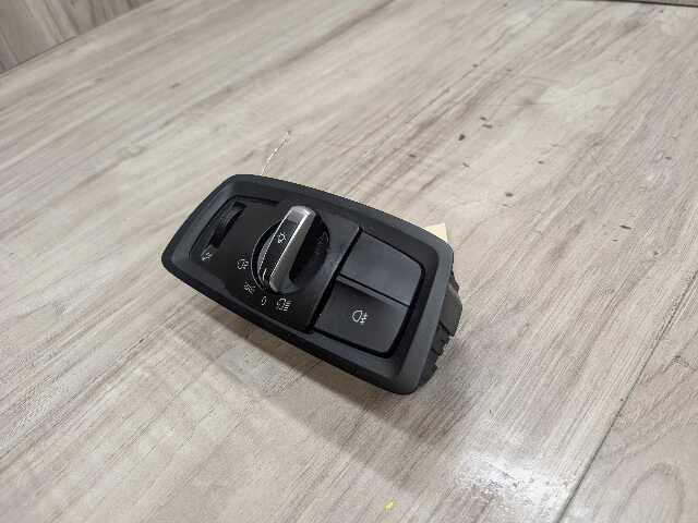 16-23 OEM BMW F39 F48 X1 X2 Headlight Switch Control Panel Light Module BLACK