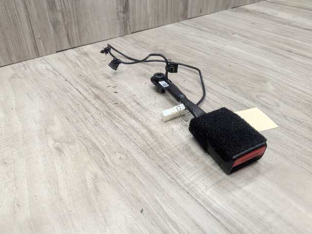 OEM BMW F39 F48 G29 X1 X2 Z4 FRONT Left Right Side Seatbelt Seat Belt Buckle