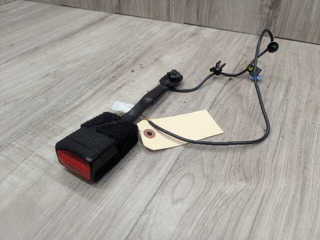 OEM BMW F39 F48 G29 X1 X2 Z4 FRONT Left Right Side Seatbelt Seat Belt Buckle
