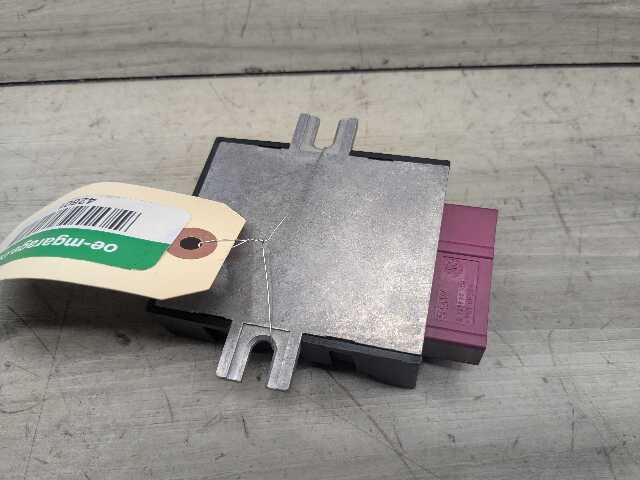 OEM BMW F01 F02 F10 F25 F30 F32 Helbako Fuel Pump Relay Control Module EKPM3