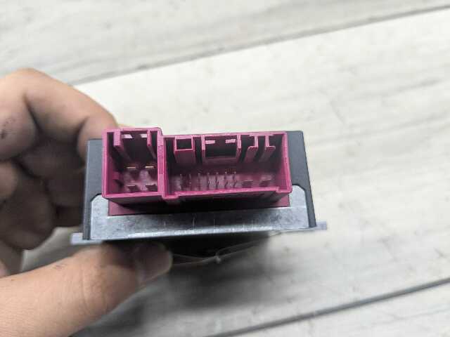 OEM BMW F01 F02 F10 F25 F30 F32 Helbako Fuel Pump Relay Control Module EKPM3