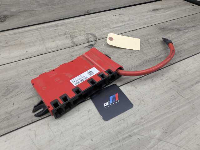 OEM BMW F22 F30 F32 F36 F80 F82 Positive Battery Distributor B+ Power Fuse Box
