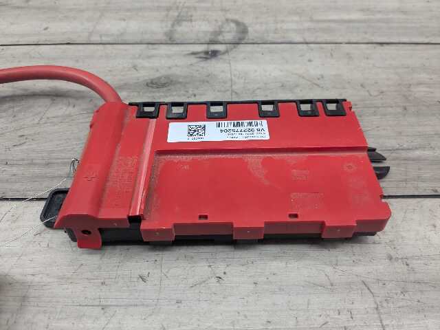 OEM BMW F22 F30 F32 F36 F80 F82 Positive Battery Distributor B+ Power Fuse Box