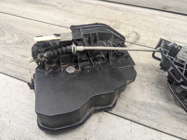 OEM BMW E90 F02 F10 F30 F80 REAR Right Passenger Side Door Lock Latch Actuator
