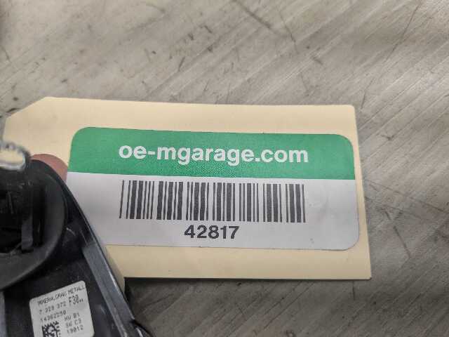 12-18 OEM BMW F30 F32 F80 Front Right Passenger Door Handle COMFORT ACCESS Gray