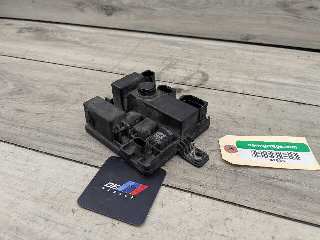 OEM BMW F10 F15 F22 F23 F30 F32 F33 F36 Integrated Power Supply Control Module