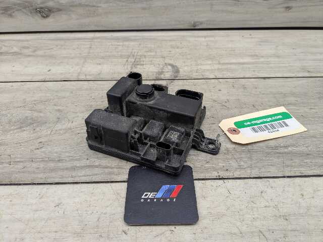 OEM BMW F10 F15 F22 F23 F30 F32 F33 F36 Integrated Power Supply Control Module