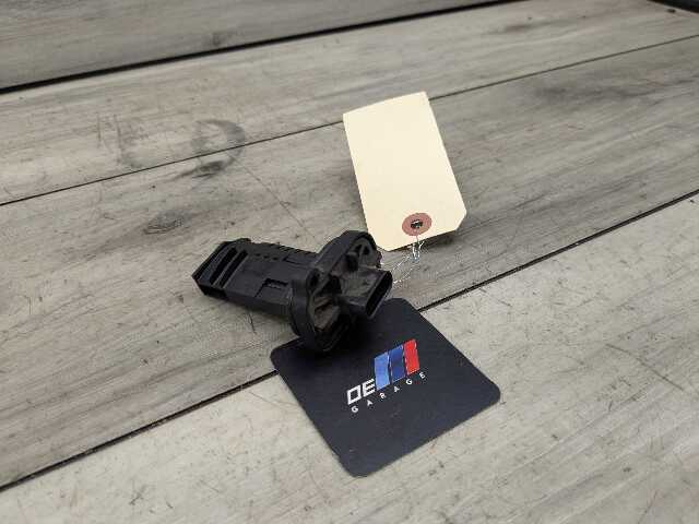 12-18 OEM BMW F82 F22 F30 F32 F10 F13 M4 MAF Mass Air Flow Sensor Meter Engine