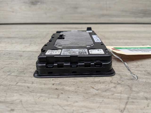 OEM BMW G05 G01 G20 G26 G80 M3 Center Console Storage Phone Car Wireless Charger