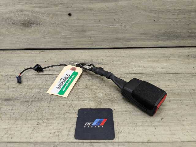 OEM BMW F93 F97 G01 G02 G16 G20 G80 M3 330 M340 Front Left Right Seatbelt Buckle