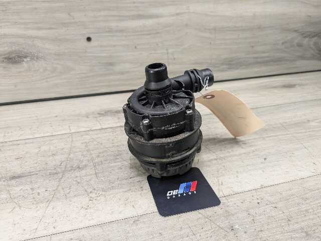 OEM BMW G01 G05 G20 G22 G26 Engine B46 B58 Auxiliary Electric Water Pump Cooling
