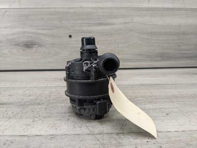 OEM BMW G01 G05 G20 G22 G26 Engine B46 B58 Auxiliary Electric Water Pump Cooling