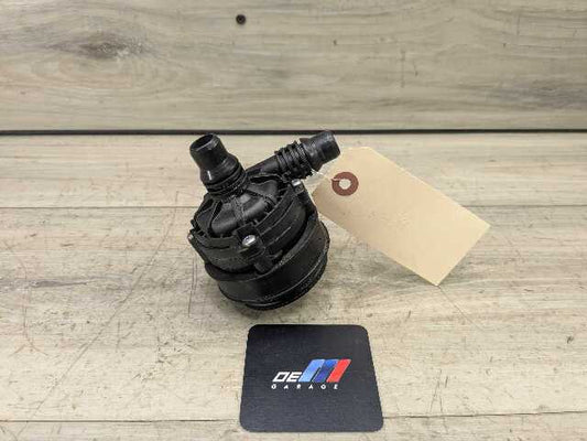 *OEM BMW G01 G05 G20 G22 G30 G42 G80 G82 G83 M3 M4 Engine Auxiliary Water Pump