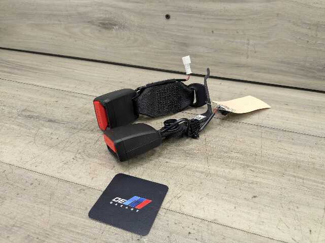 OEM BMW G20 G22 G26 G80 G82 M3 M4 Rear Right Passenger Seatbelt Seat Belt Buckle